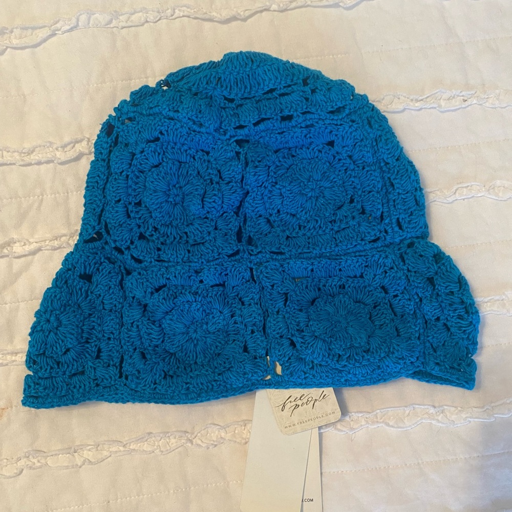 Free People x Rahi Sadie Crochet Turquoise Bucket Hat NWT